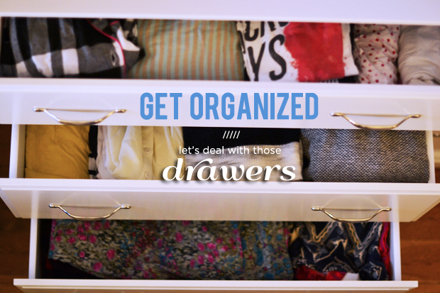 Organizing pants in online drawers