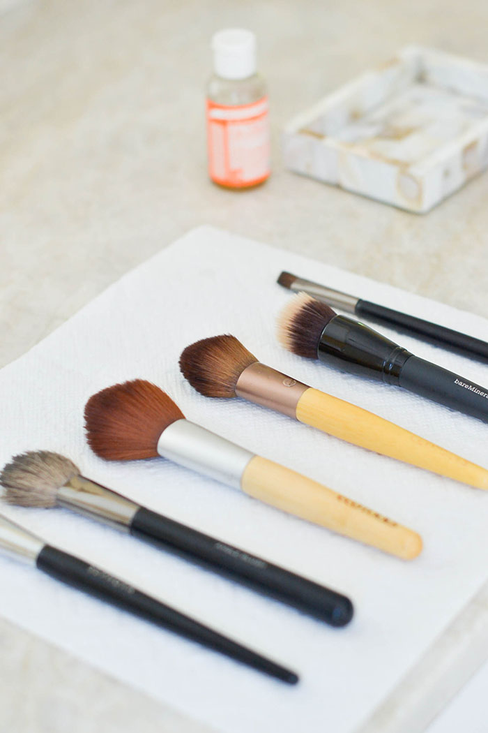 makeup-brushes