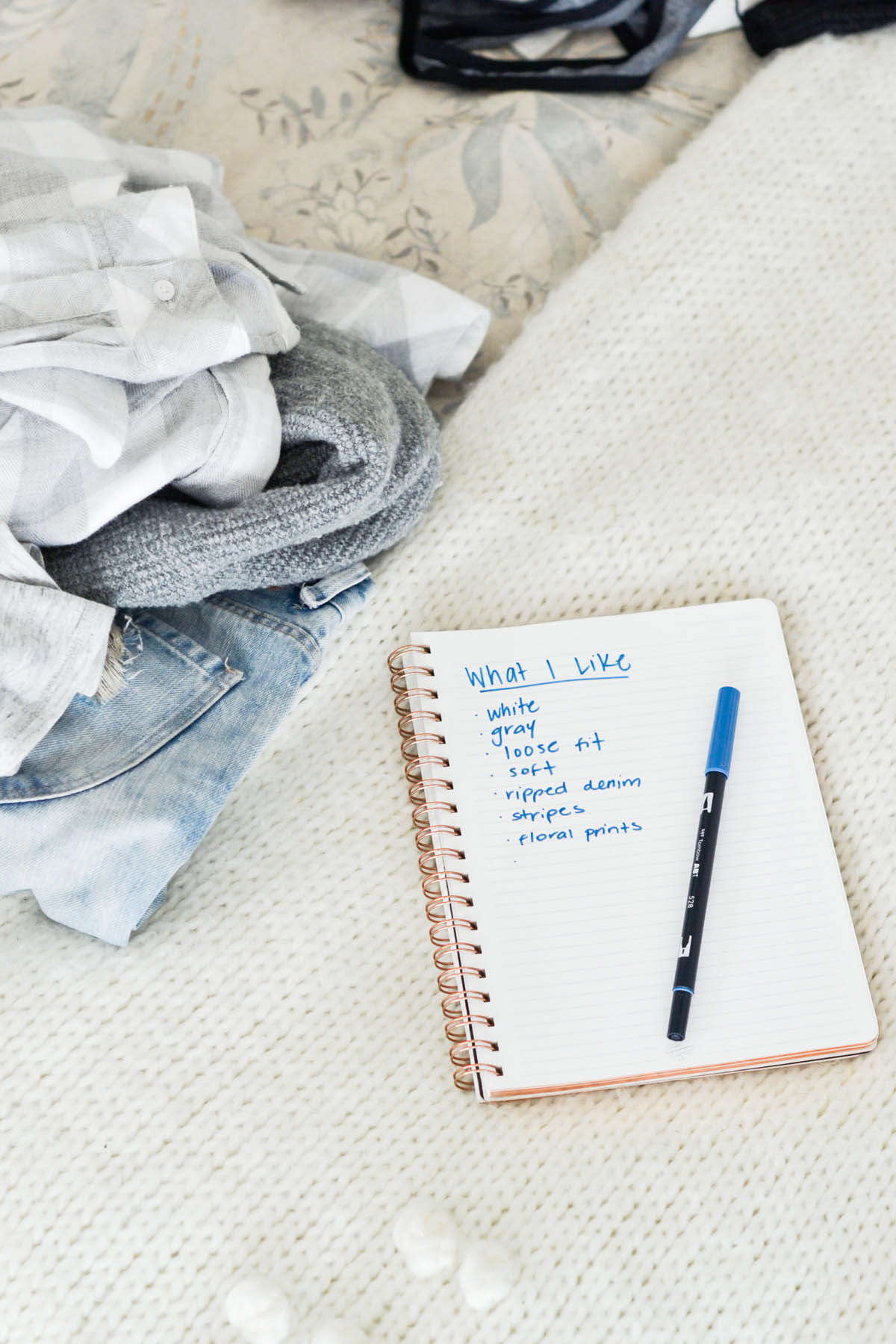 list of clothing Amanda Holstein likes during closet cleanout