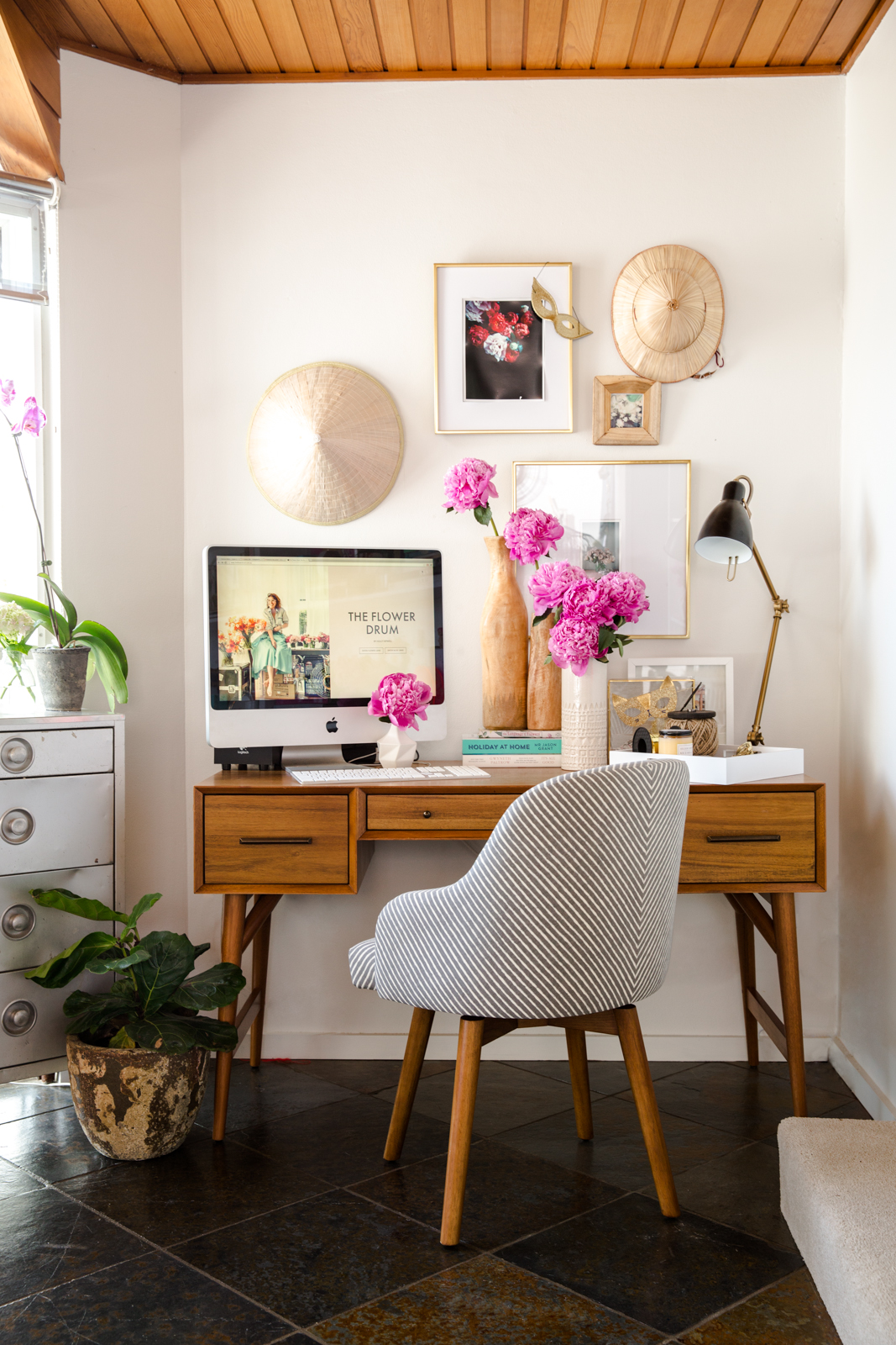 successful blogger west elm desk