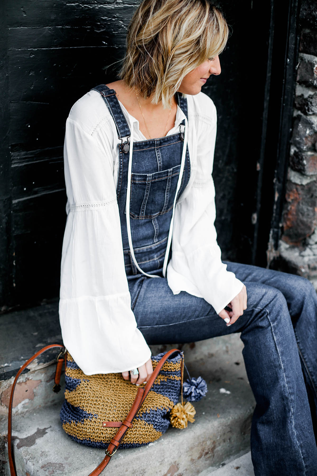 How to Wear Flare Denim Overalls from Summer to Fall – Advice from