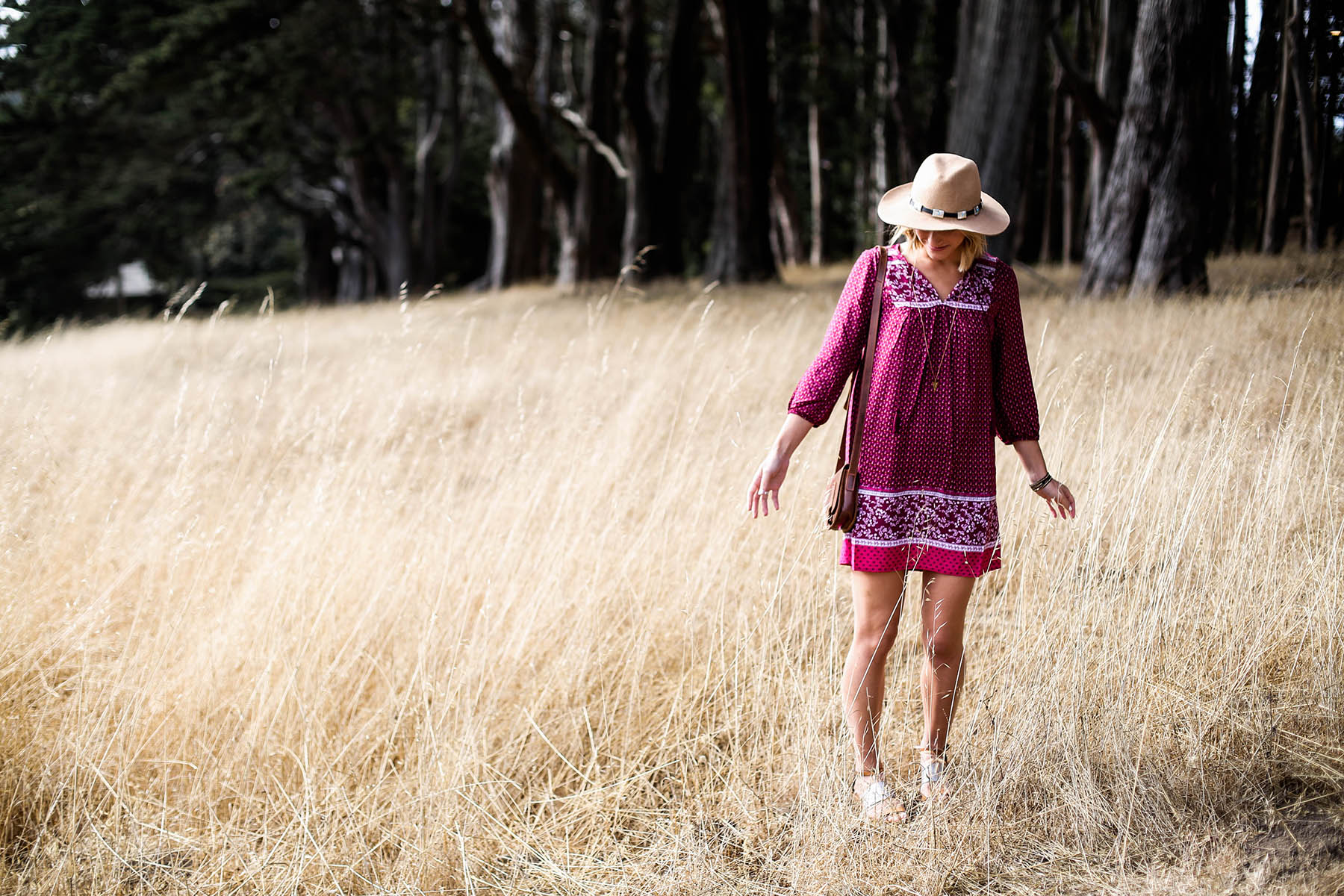 how to wear fall trends in summer weather with Old Navy long-sleeve dress