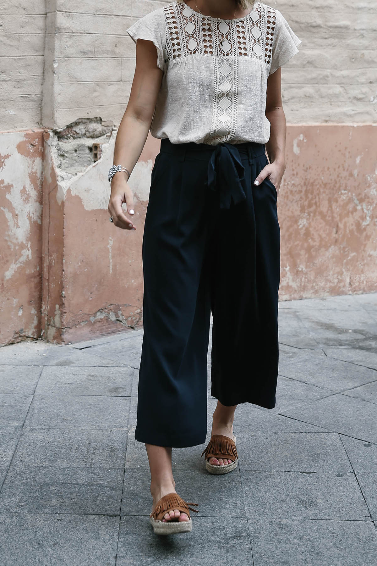 navy culottes outfit with espadrilles and crochet top