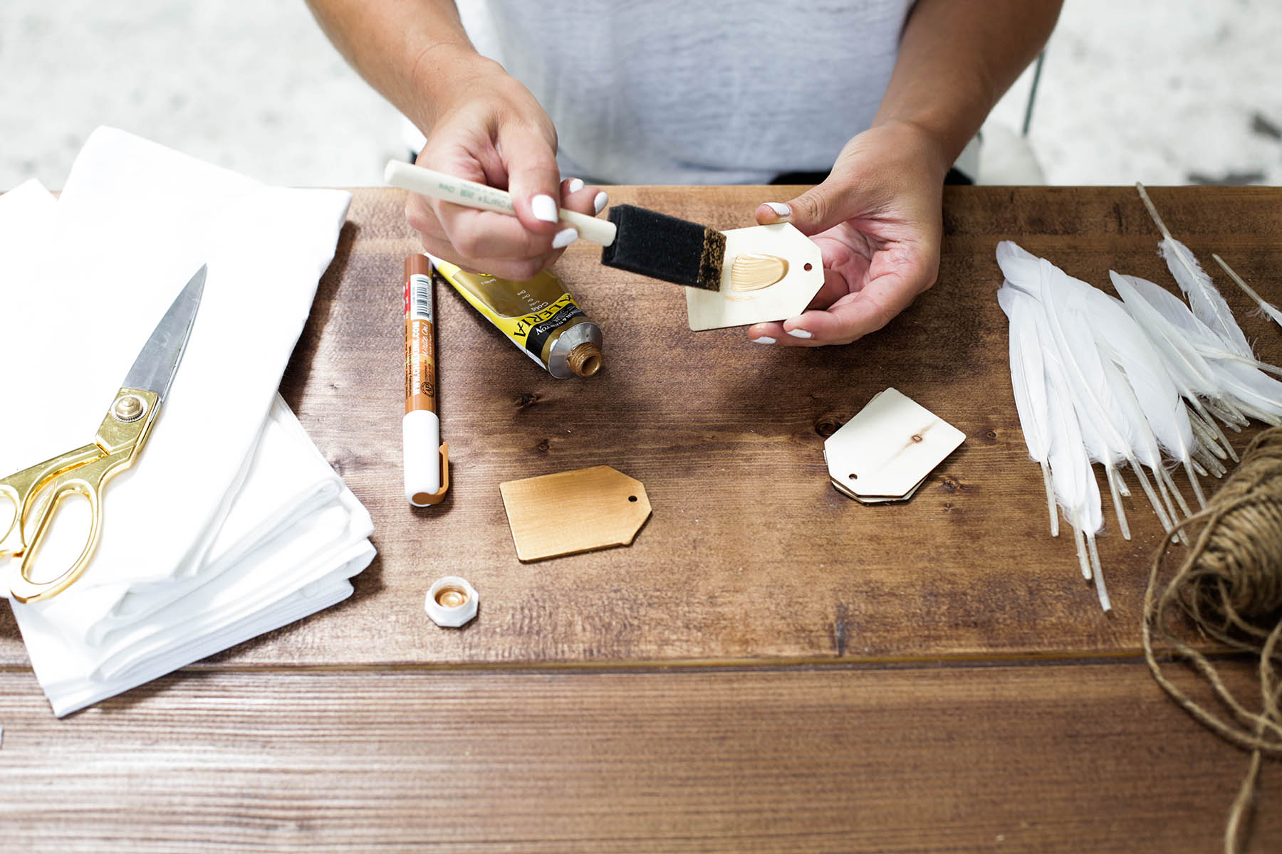 DIY name tags for holiday table setting