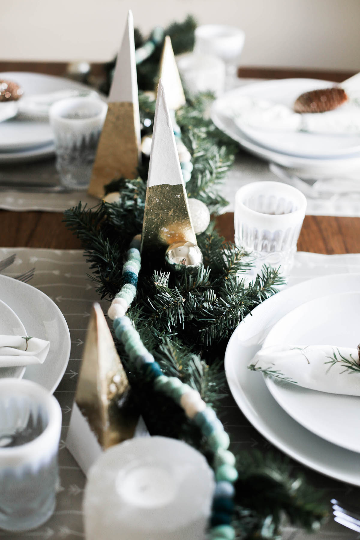 earthy holiday tablescape idea with Minted