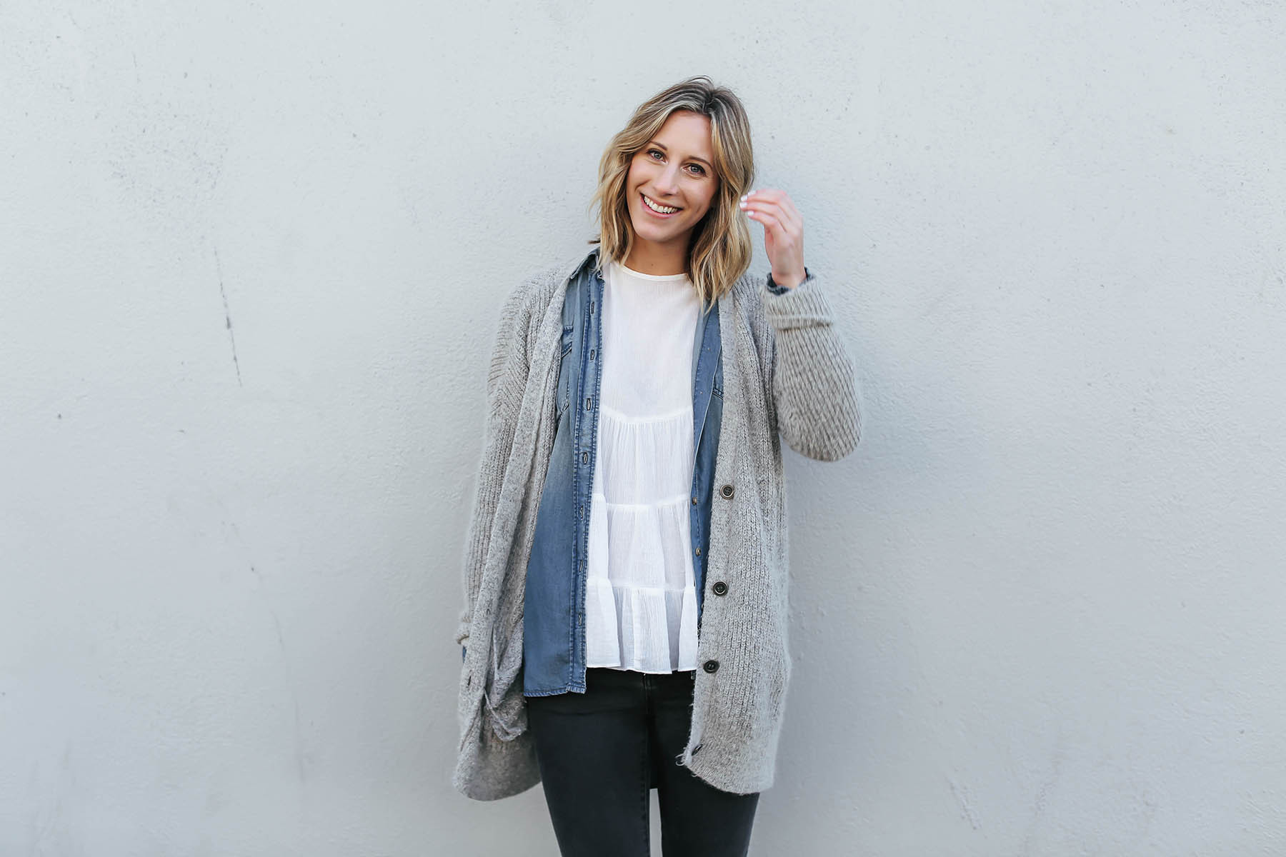 How to Layer without Sacrificing Style  Layering outfits, Fall outfits,  Style