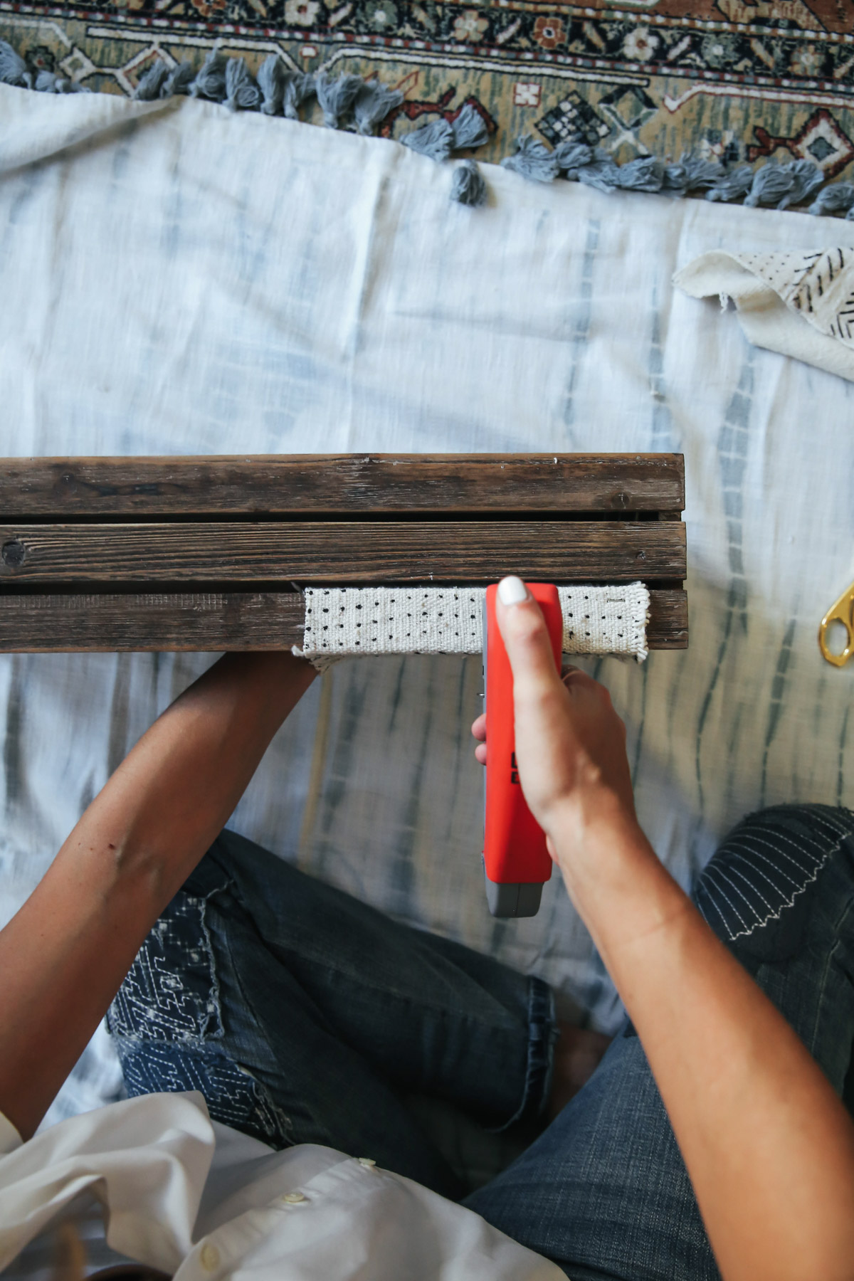 diy wine rack hanging crate