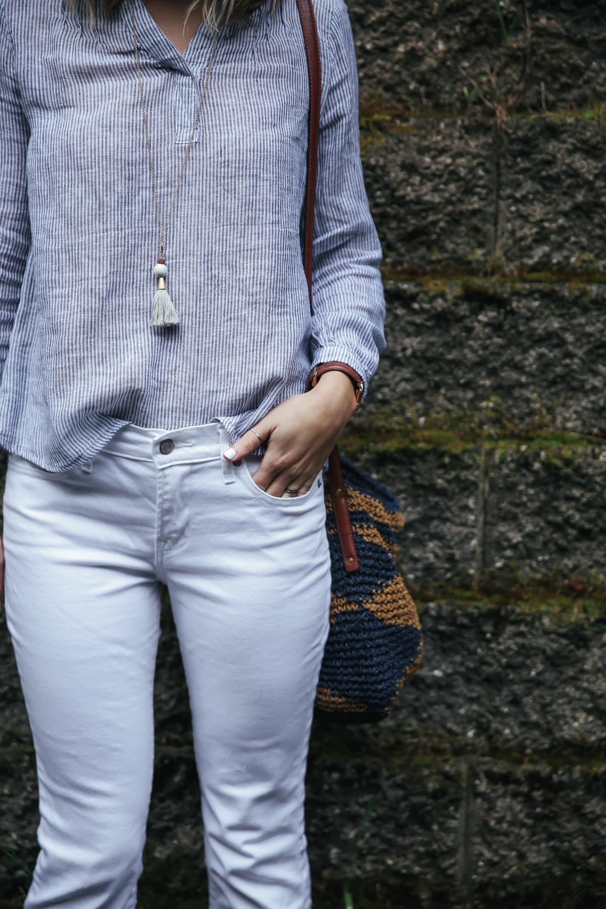 Old Navy white jeans and linen top with Natalie Borton tassel necklace