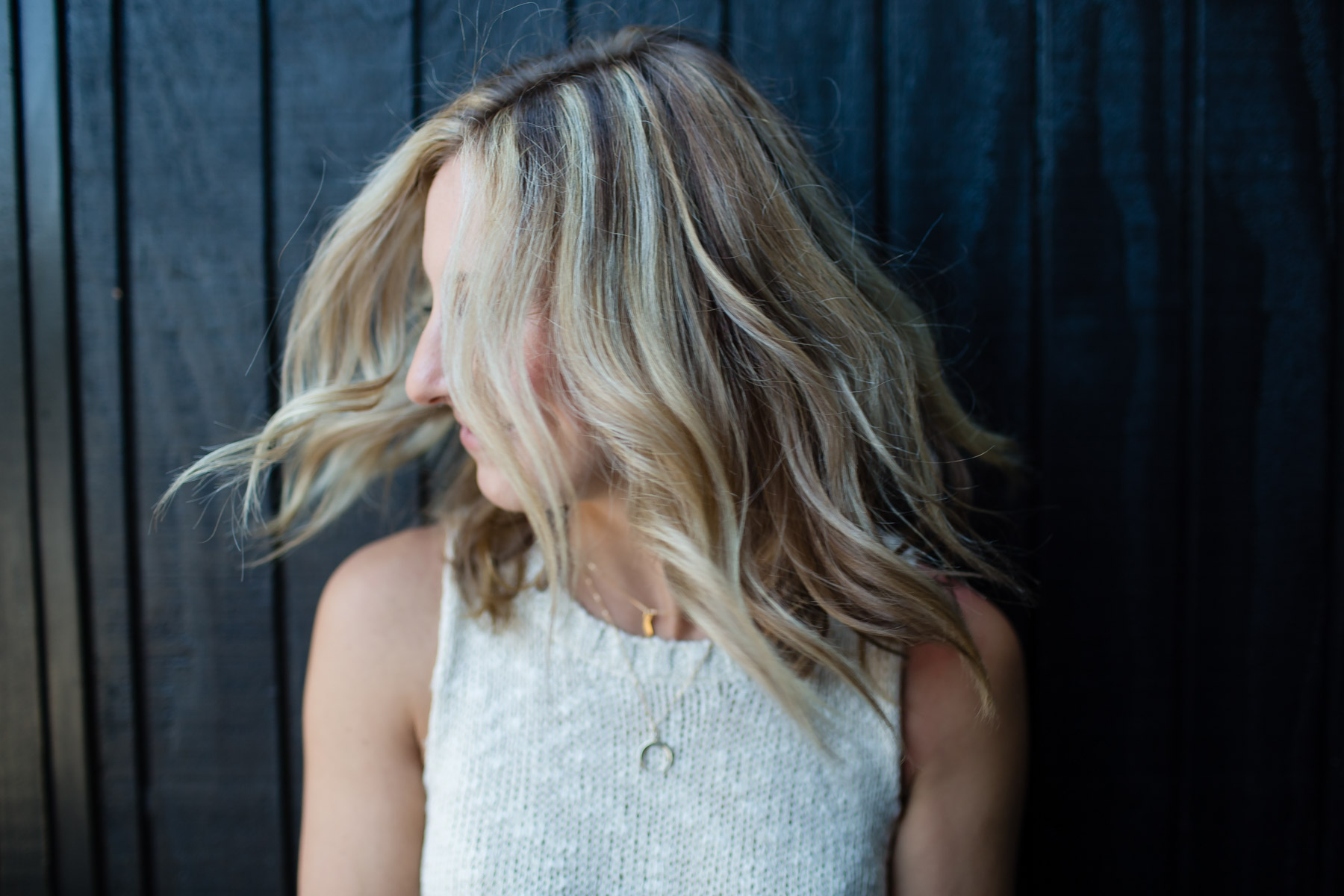 long bob with natural cool dirty blonde hair color