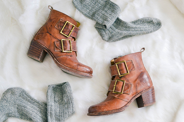 3 Ways to Wear Socks with Booties 