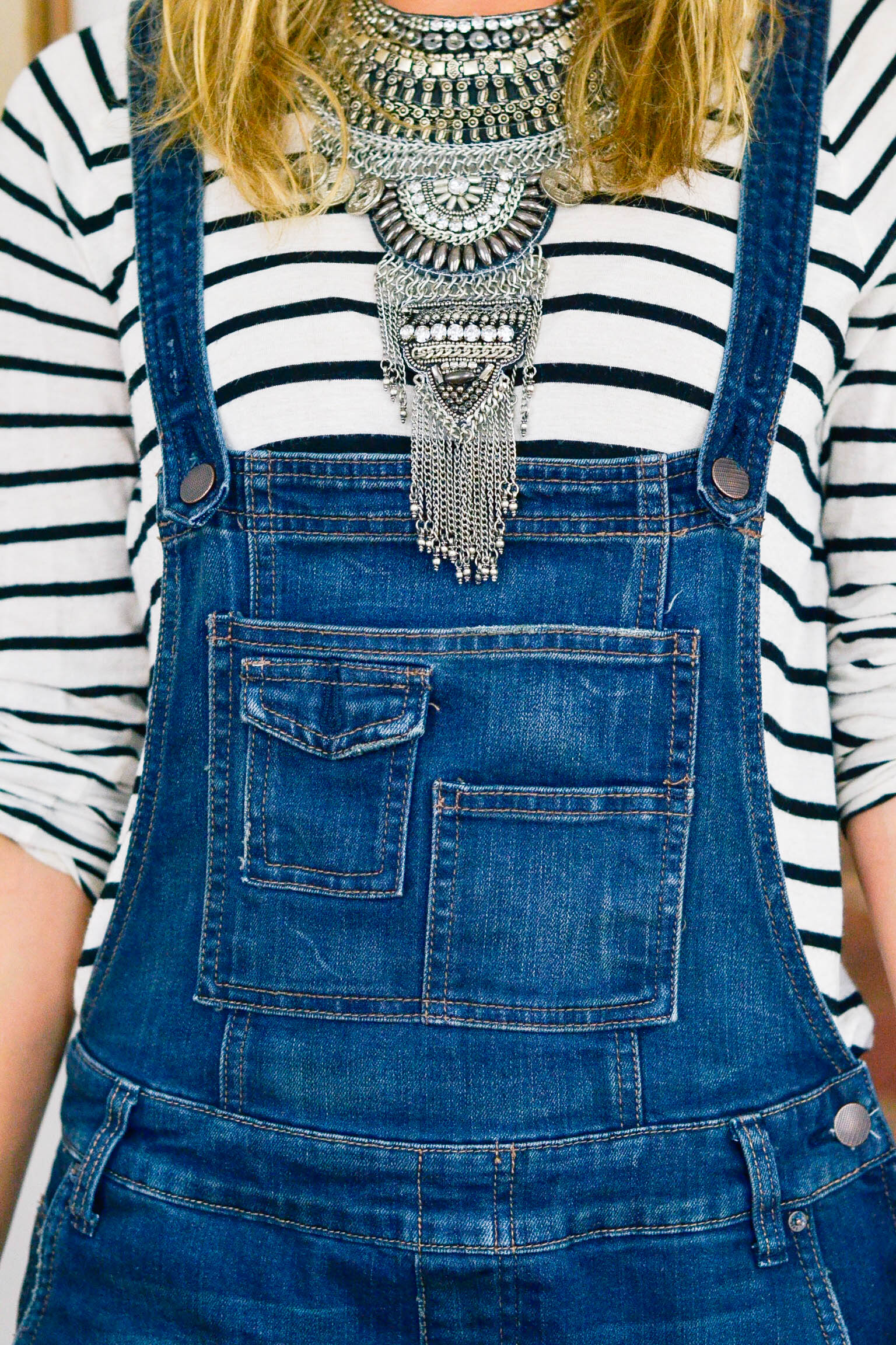 What Tops to Wear with Overalls