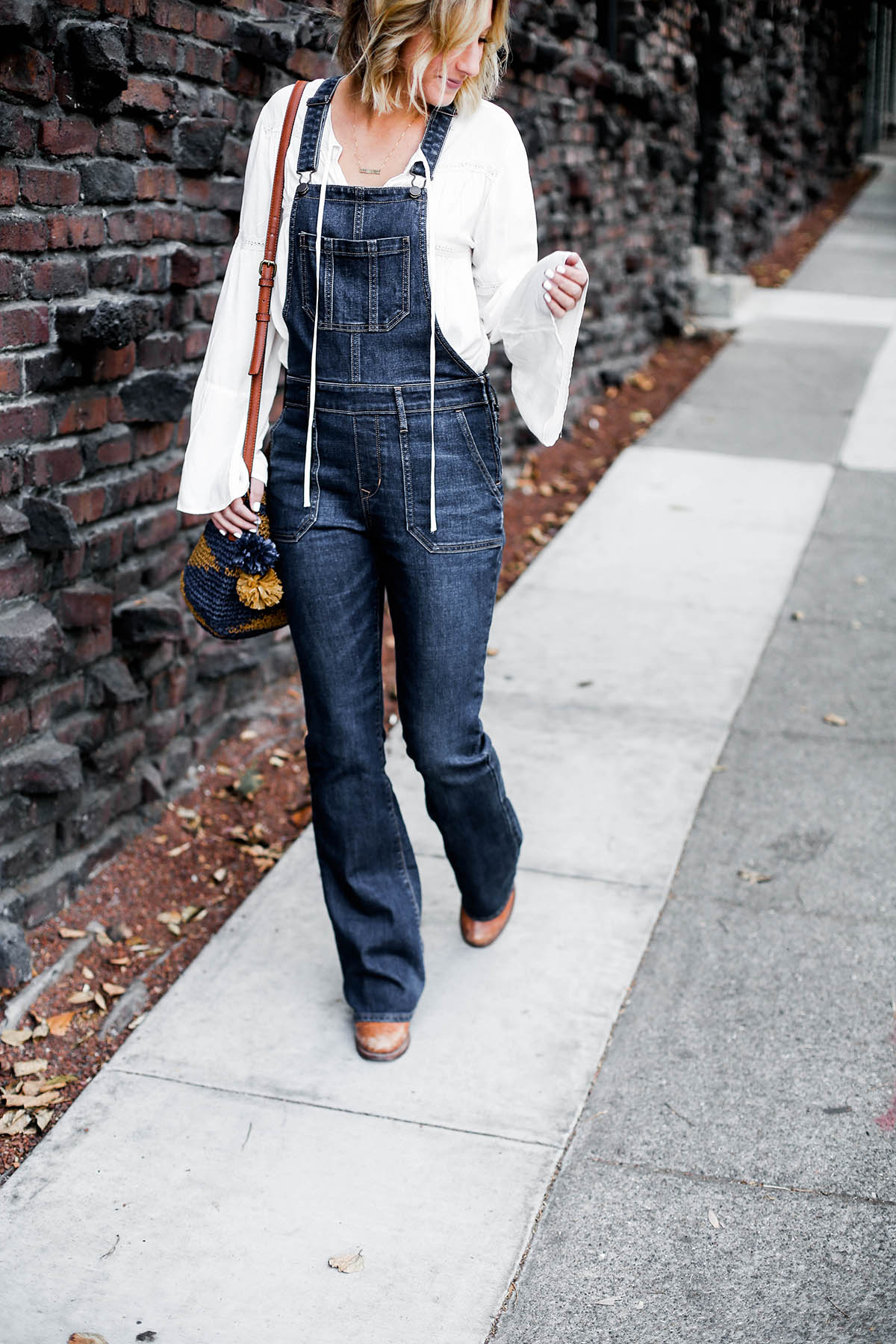 How to Wear Flare Denim Overalls from Summer to Fall