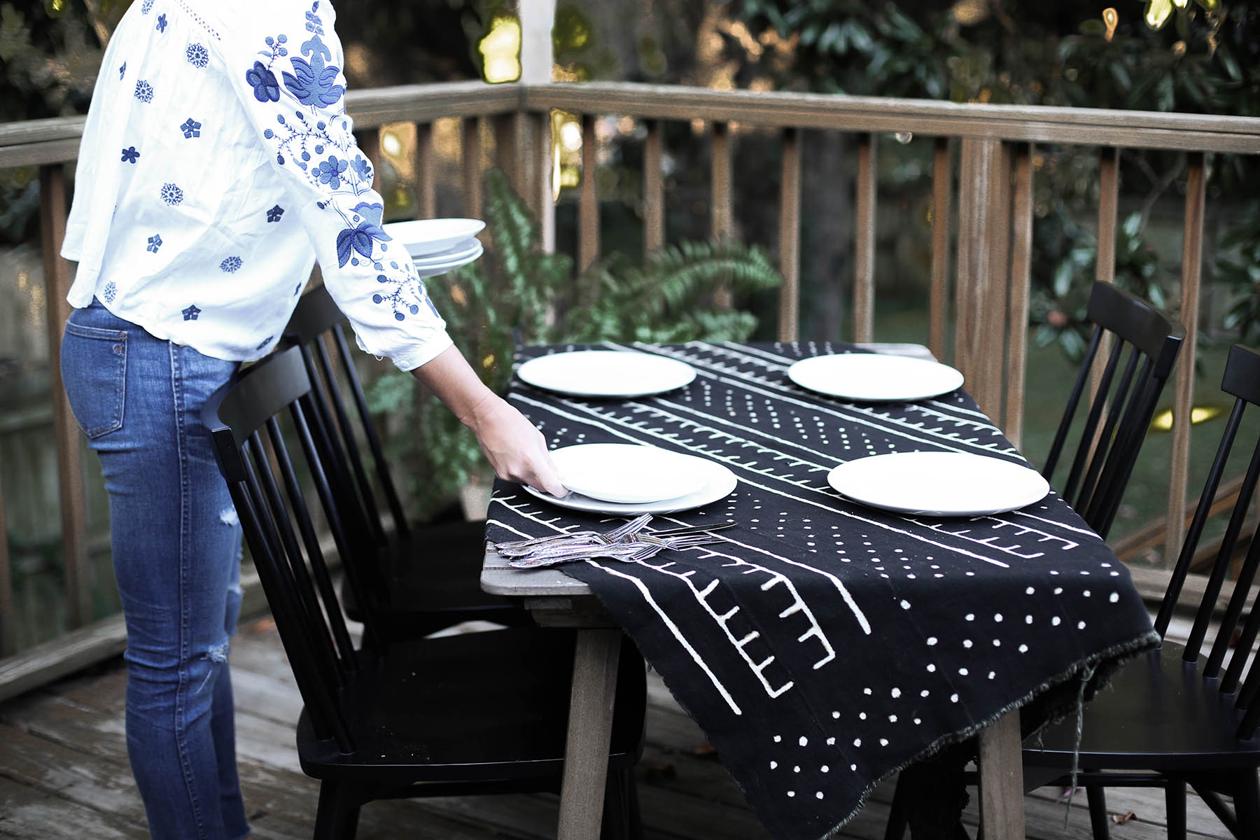 7 Steps to Throwing Your First Dinner Party