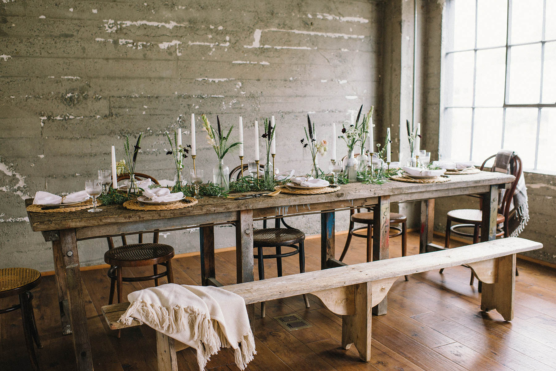 Caitlin Flemming’s Warm & Rustic Friendsgiving