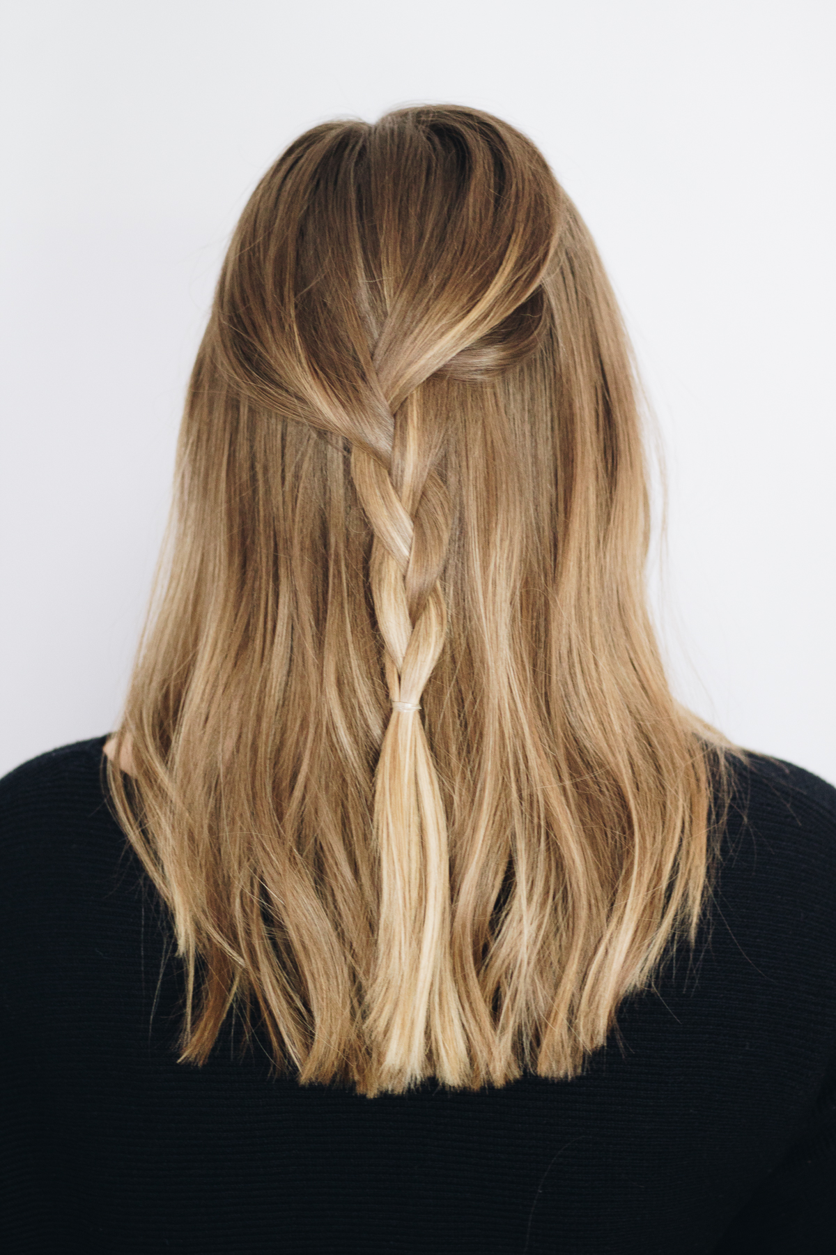 5-Minute Hairstyles for the Girl On-the-Go